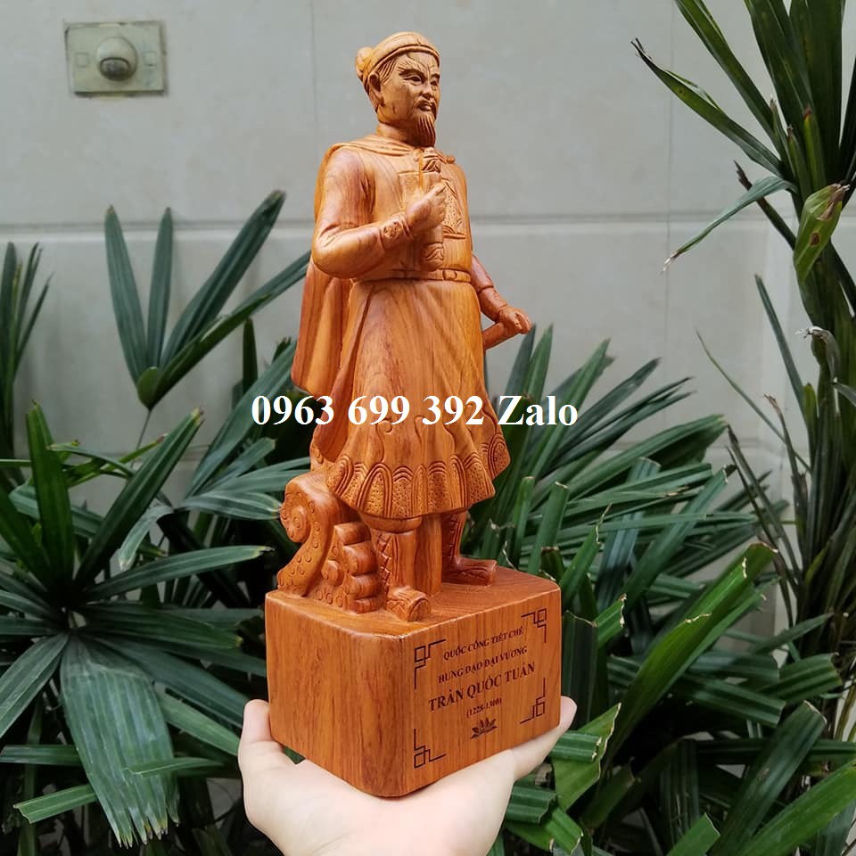Tượng Trần Quốc Tuấn Trần Hưng Đạo bằng gỗ hương | BigBuy360 - bigbuy360.vn