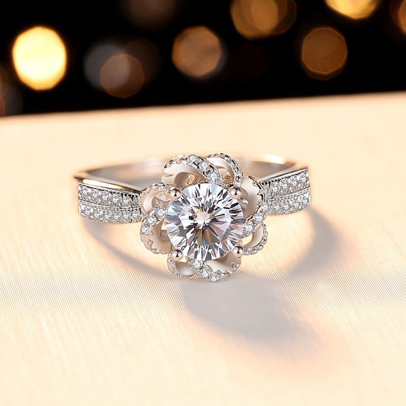 Nhẫn Kim Loại Đính Đá Kim Cương Tạo Hình Hoa Sang Trọng Thời Trang Cho Nữ