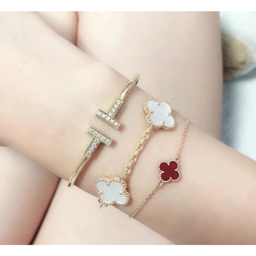 Vòng Đeo Tay Bạc 925 Hình Cỏ Bốn Lá Thời Trang Cho Nữ