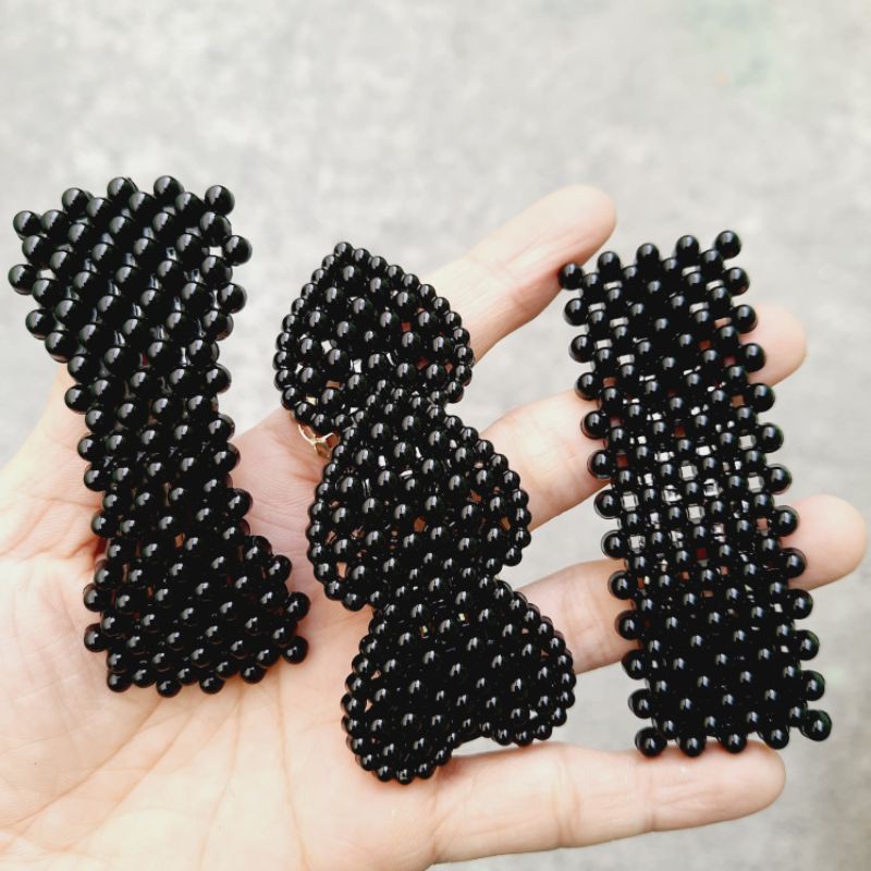 Kẹp bấm bẹt màu đen thời trang nữ