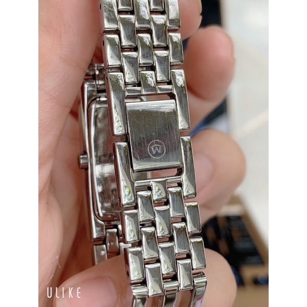 Đồng hồ si nữ hiệu Movado xịn sò, chuẩn hãng, mặt đen dáng tank dây kim loại