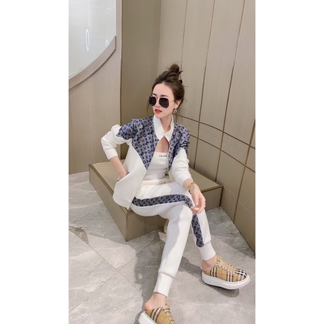 Set trang phục nữ gồm áo khoác và quần dài bo gấu thương hiệu Louis Vuitton LV cao cấp