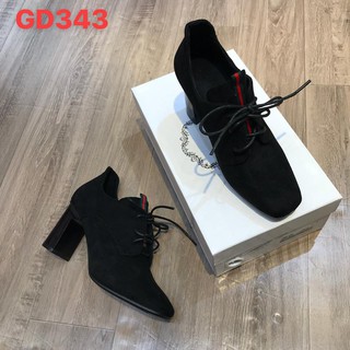 Bốt da lộn gót trụ