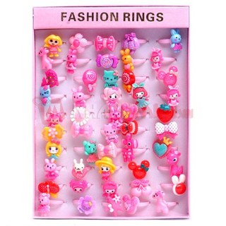 Hộp nhẫn nhựa đủ cỡ cho bé hình trái tim 30 cái, vuông 50 cái đủ mẫu đáng yêu