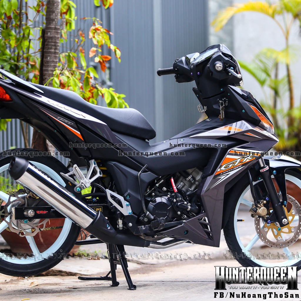 Tem rời cao cấp dán xe Winner GTR màu xám đậm. Phối decal cam trắng. Chất liệu ngoại nhập. Kích thước chuẩn