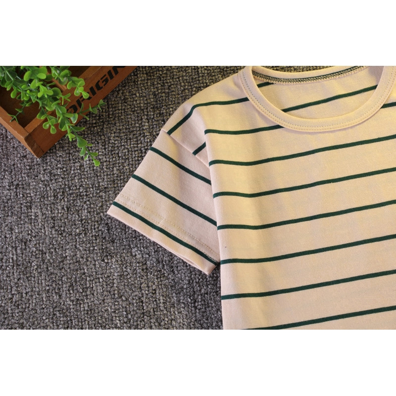 Set Áo Thun Ngắn Tay Cổ Tròn Sọc Vằn + Quần Ngắn Cho Bé Trai