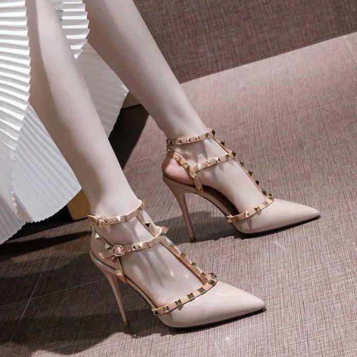 Giày Cao Gót Mũi Nhọn Đính Đinh Tán Màu Sắc Nude Thời Trang Xuân Hè Quyến Rũ Dễ Phối Đồ Dành Cho Nữ 2021