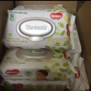 Khăn ướt Huggies không mùi 64 miếng