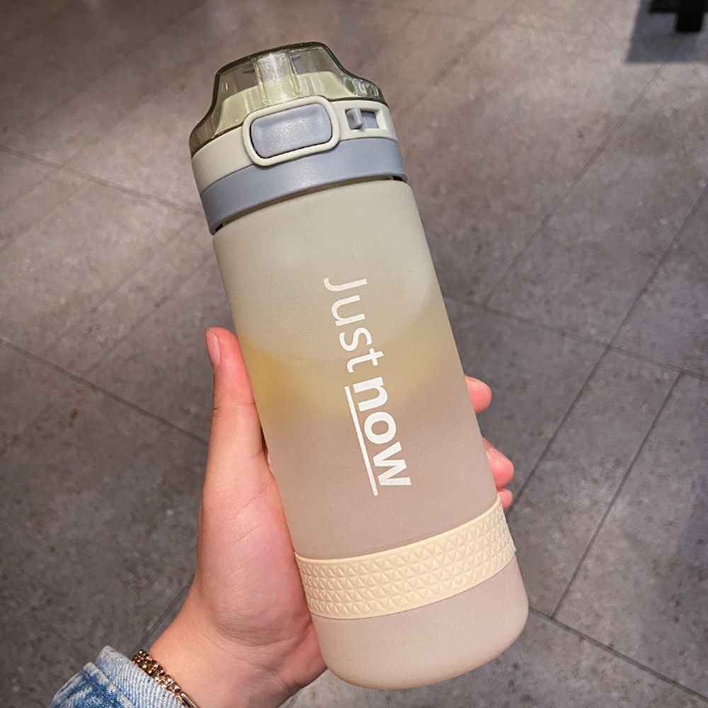 Bình đựng nước thể thao bằng nhựa có ống hút chống tràn 400/ 600ml