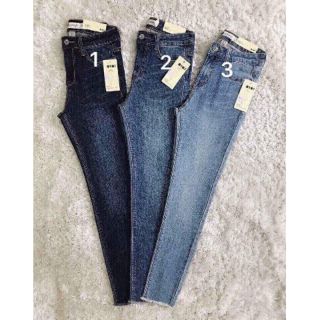 Quần jean nữ dáng basic