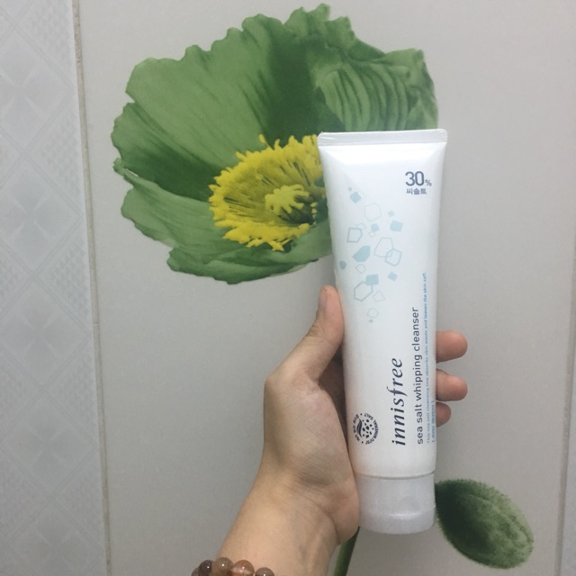 Sửa Rửa Mặt Innisfree Sea Salt Whipping Cleanser 30%