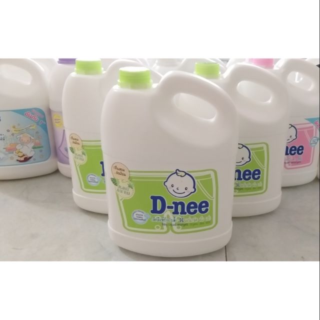 Nước giặt Dnee xanh lá ( hàng chuẩn Đại Thịnh )