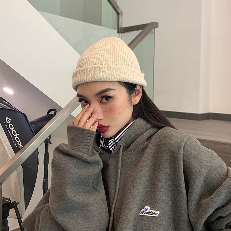 Mũ beanie len rách nhiều màu sắc