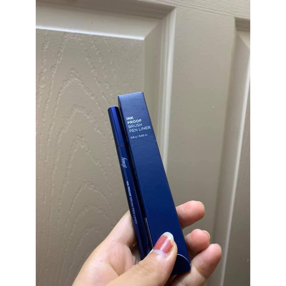 Bút Dạ kẻ mắt Ink THEFACESHOP Proof Brush Pen Liner