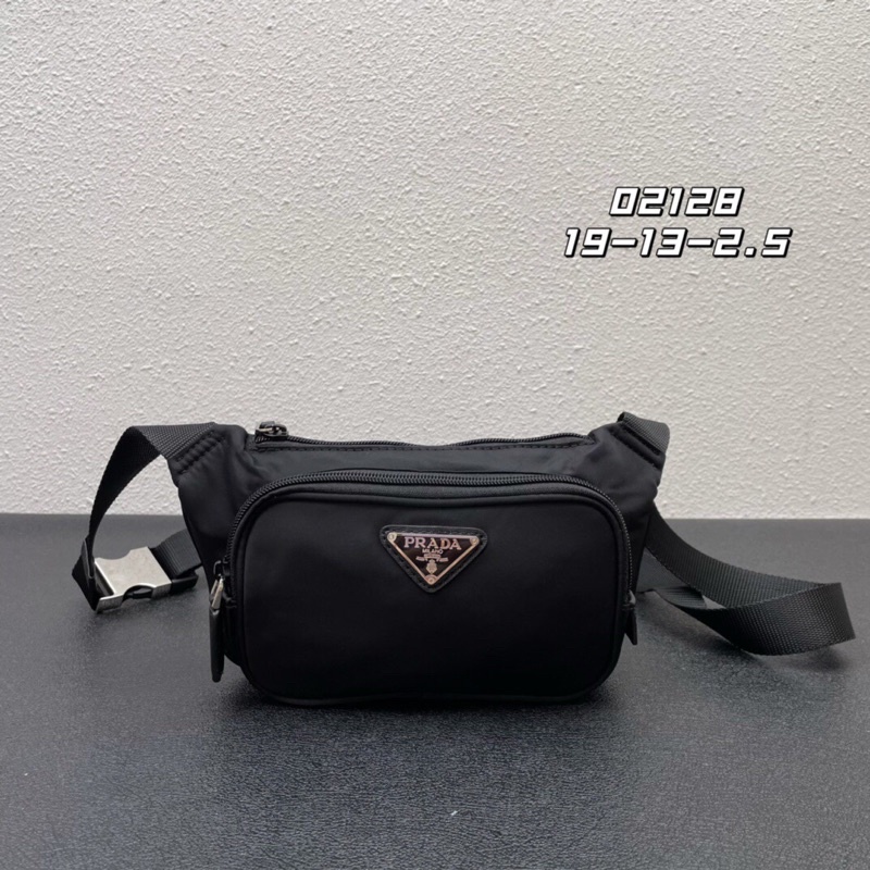 Tuid đeo chéo nam màu đen trơn đơn giản logo Prada chất liệu cao cấp