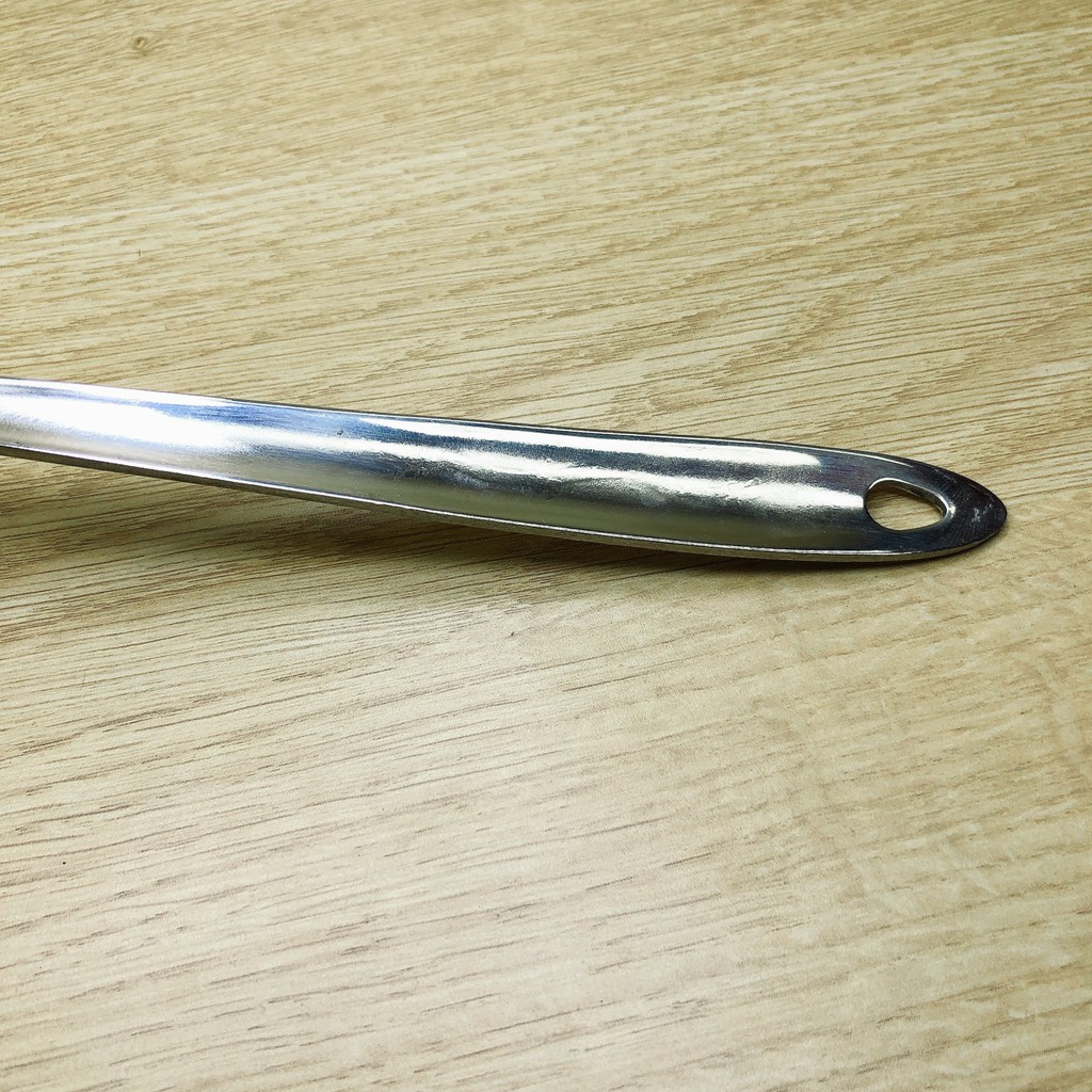 vá canh inox dày size 7cm cán bông