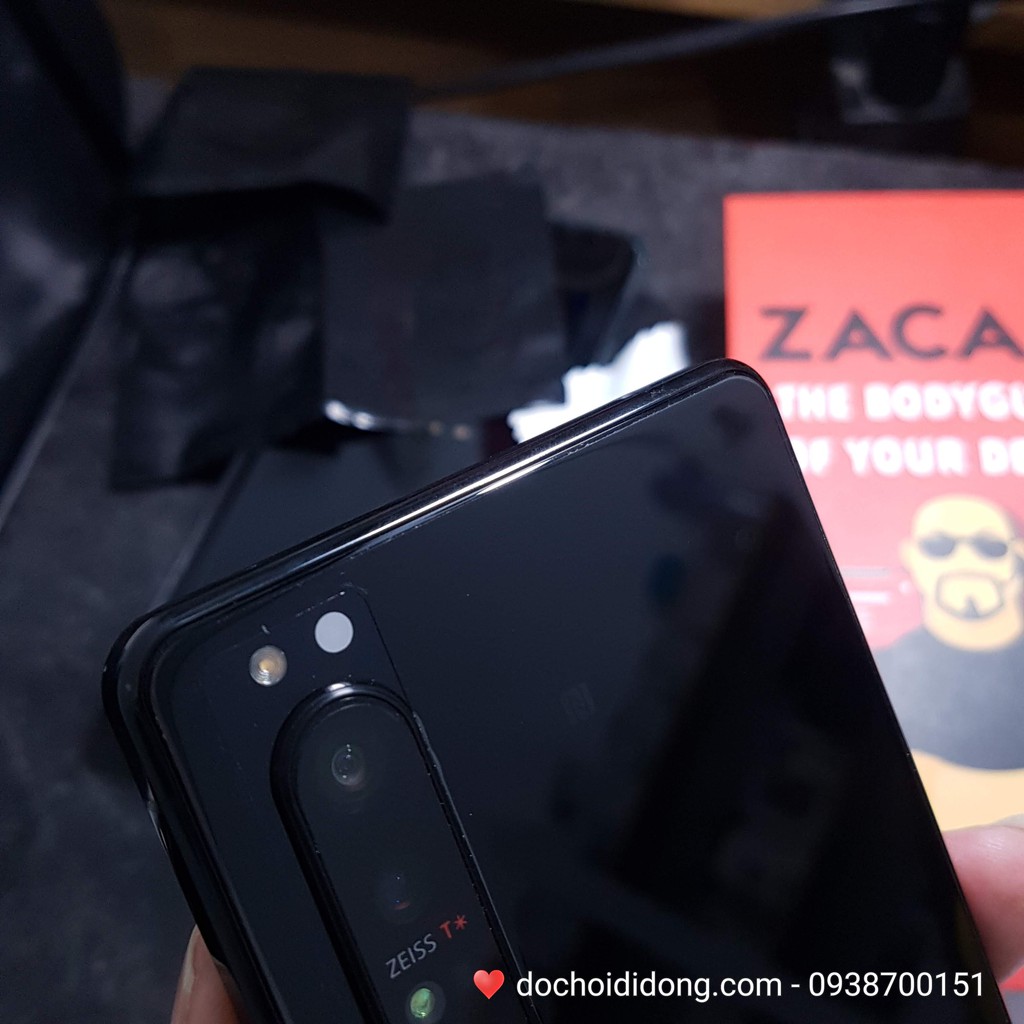 Miếng dán PPF Sony Xperia 1 Mark 2 trong, nhám, đổi màu cao cấp