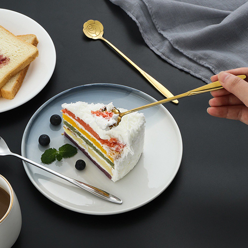 Muỗng khuấy trà YIYU bằng thép không gỉ tay cầm dài họa tiết phong cách vintage