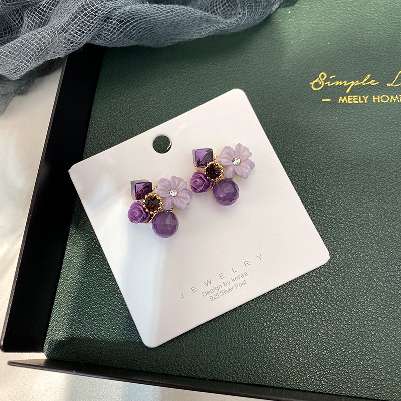 Khuyên Tai Dạng Kẹp Hình Hoa Hồng Cao Cấp Màu Tím Dễ Phối Đồ Không Xỏ Lỗ Cho Nữ