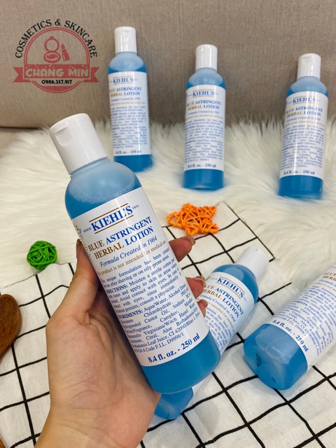 TONER CHO DA MỤN KIEHL’S BLUE ASTRINGENT HERBAL LOTION 250ML