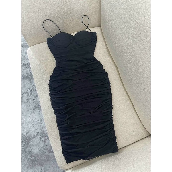 Đầm body  cúp ngực