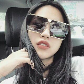 Kính thời trang versace fullbox đầy đủ phụ kiện đi kèm