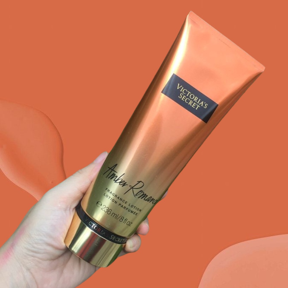 Dưỡng thể hương nước hoa Victoria Secret Amber Romance Fragrance Lotion cho làn da mịn màng thơm ngát chai 236ml