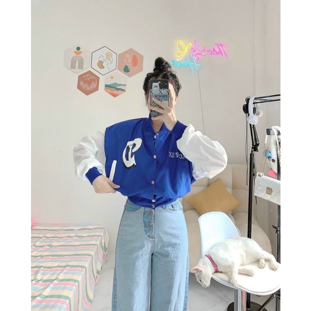 Áo khoác dù hai lớp phối tay trắng in chữ