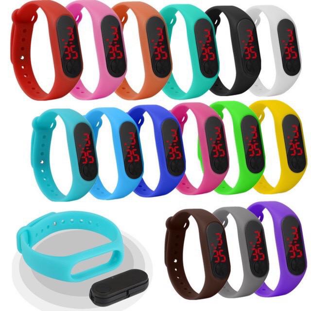 Đồng hồ led unisex đèn led dây silicon dẻo dai năng động thời trang cho bé và người lớn ( hàng sẵn )