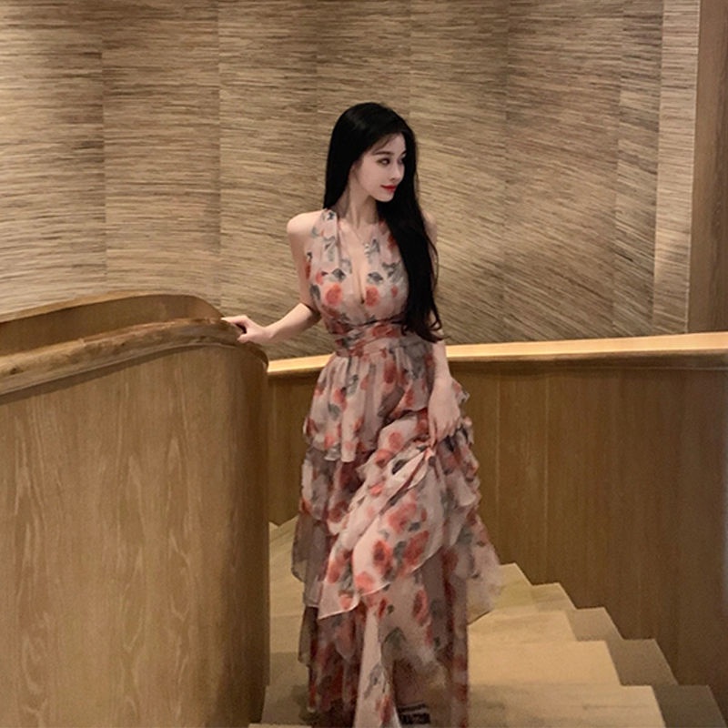 Đầm Dây Cổ Chữ V In Họa Tiết Ngọt Ngào Cá Tính
