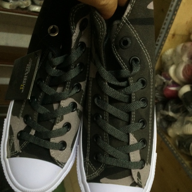 Chuck2 rằn ri 
