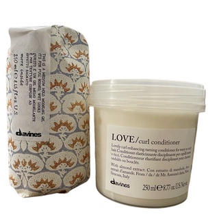 Combo Gel giữ nếp trung bình và dầu xả tóc xoăn Davines Medium Hold Modeling Gel 250ml