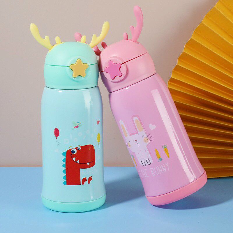 Bình giữ nhiệt 600ml 2 nắp tặng kèm túi đeo có ống hút nước cho bé