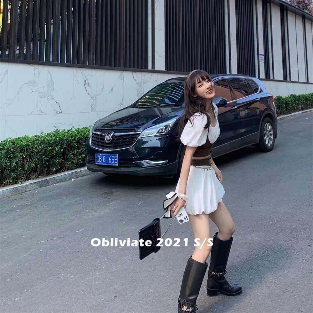 Bộ Đầm Công Chúa Cổ Vuông Màu Trắng Socola Phong Cách Retro Pháp