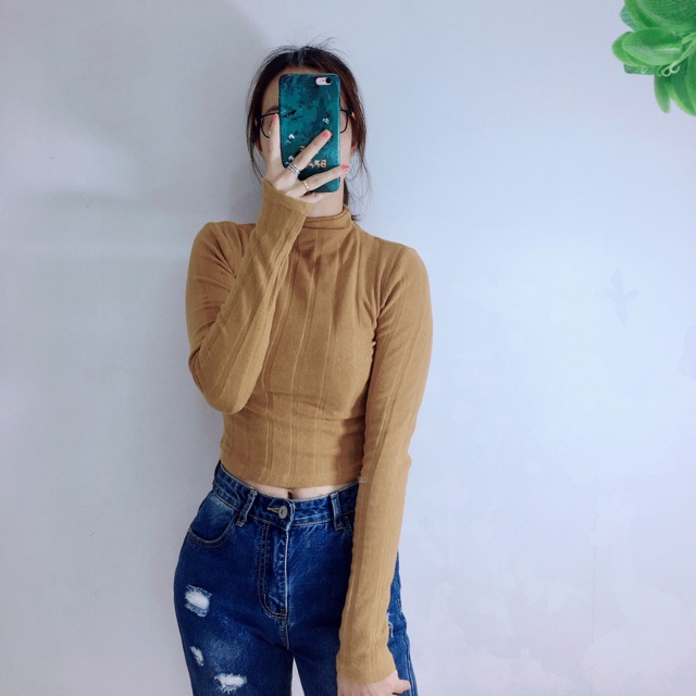 Áo crop cổ cao Active U.S.A