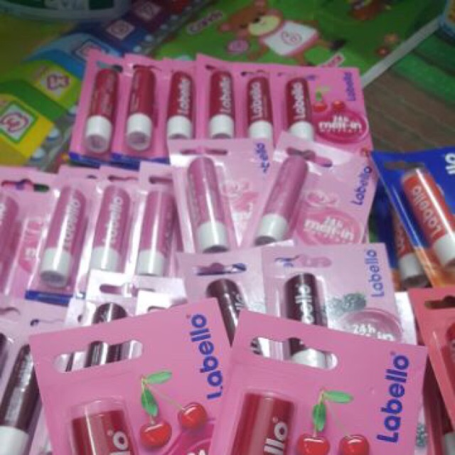 Son dưỡng môi Labello