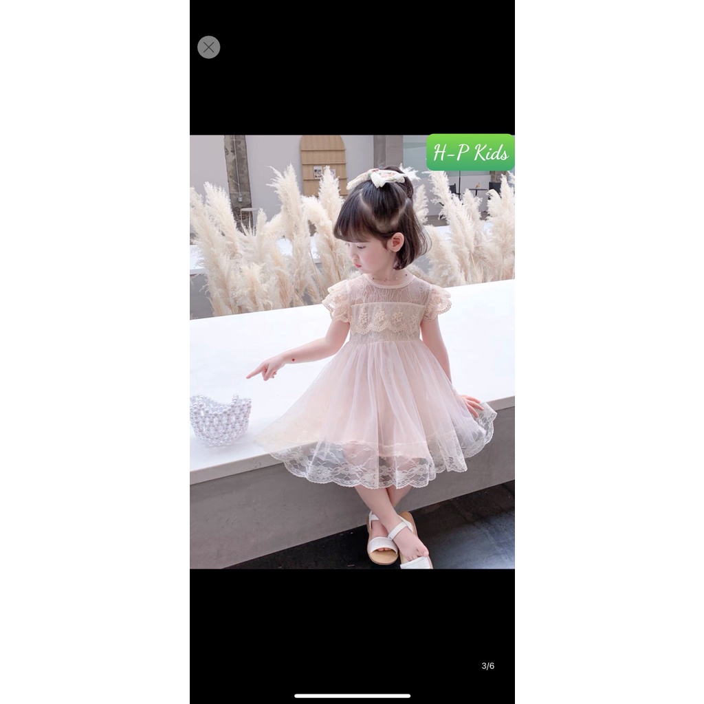 Váy bé gái xinh xắn