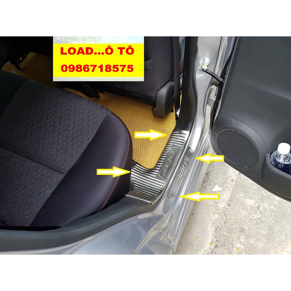 Ốp bậc cửa ngoài theo xe Honda BRIO 2022-2019 titan - inox