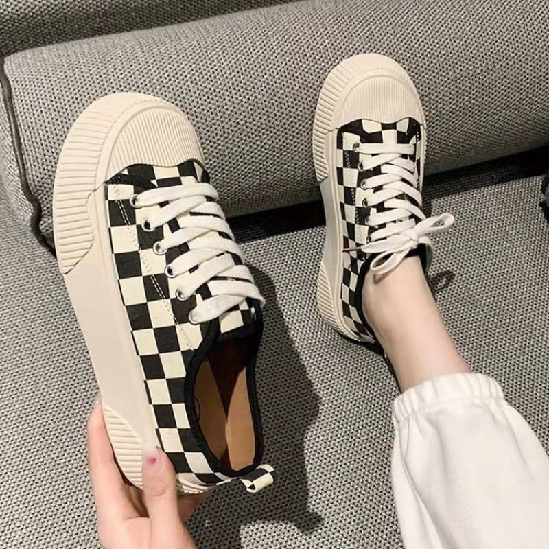 Giày sneaker bigsize thể thao nữ độn đế sọc caro phong cách học sinh Hàn quốc BRATINA G010