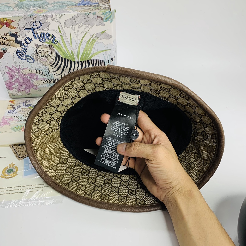 Nón vành tròn , Mũ buckey Gc khuy đồng full box hộp cực đẹp