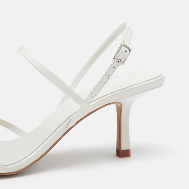 Sandal da màu trắng cao gót ZaRa . Ảnh thật