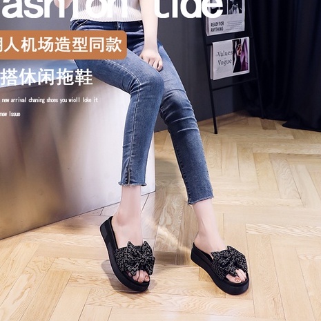 🎀Xăng đan Đế Mềm Thời Trang Mùa Hè Hàn Quốc 2022 Cho NữDép nữ Hàn Quốc đế mềm mới   mùa hè, đáy phẳng đa năng, đáy dày, tăng dép màu đỏ ròng, đáy bánh nướng xốp nữ