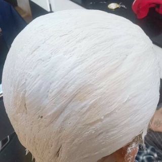 BỘT TẨY TÓC 9D CHO A CHỊ EM SALON