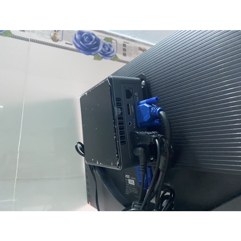 INTEL NUC J3455 , Ram 8Gb, Ssd 256Gb , có Hdmi , có wifi blootooth