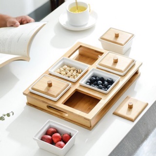 Khay mứt Tết 6 ngăn nắp gỗ