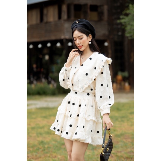 Bèo chấm bi đen - trắng