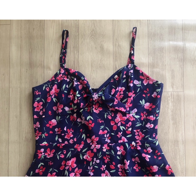 Eliza J đầm hai dây size 10us