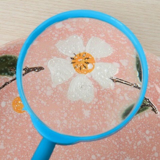 Kính lúp cho trẻ.