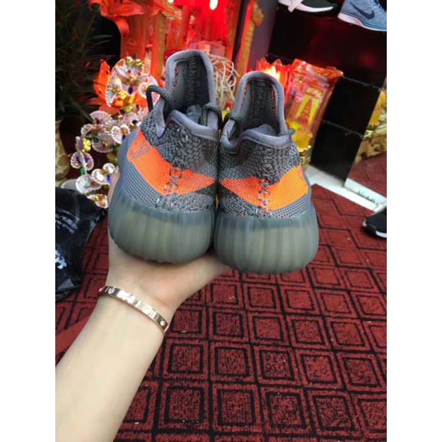 Giày thể thao Sneaker  yeezyboost 350v2 beluga ( ghi vạch cam ) | BigBuy360 - bigbuy360.vn