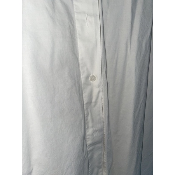 Áo sơ mi trắng oversize vải thô